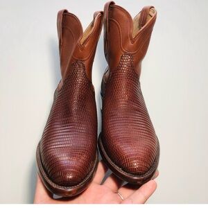 Tecovas The Casey 2005 Lizard Leather Cowboy Short Booties in Bourbon size 10 B